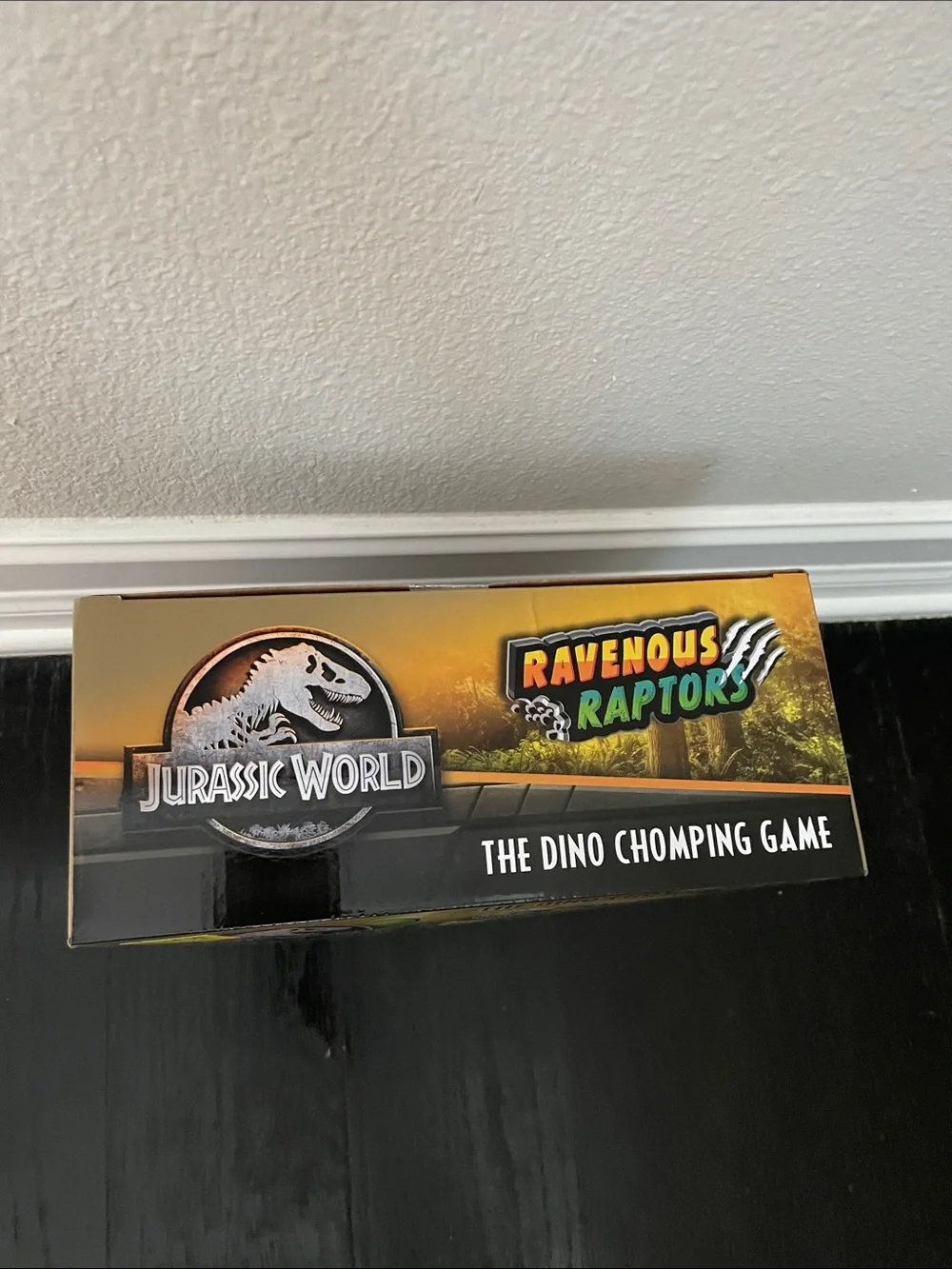 Jurassic World Ravenous Raptors The Dino Chomping Game
